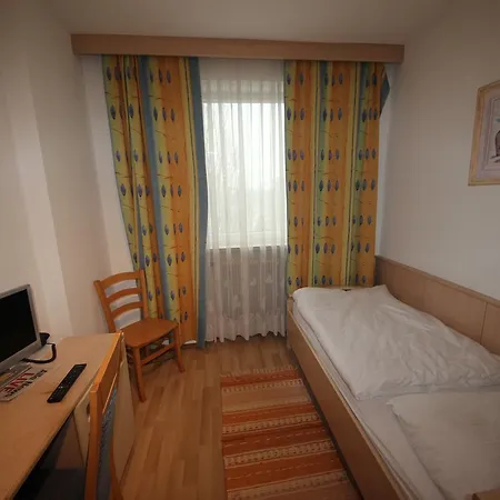 Отель Kleinmuenchen Линц