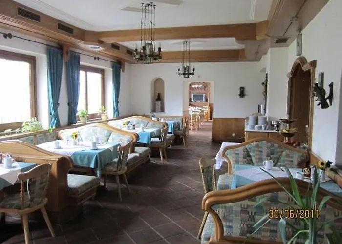 Kleinmunchen Garni Hotel
