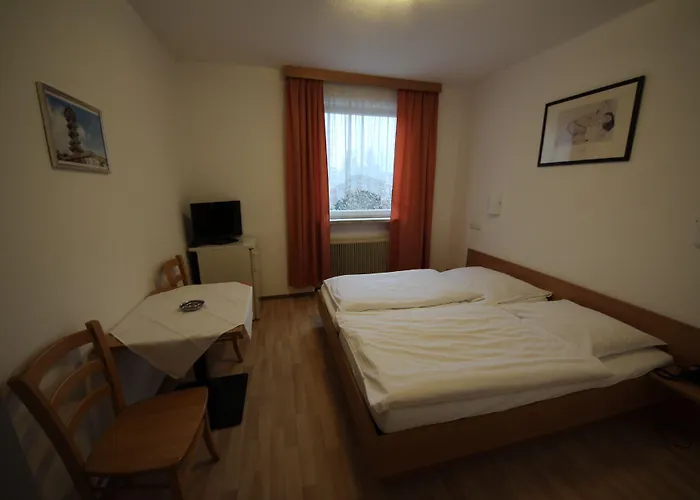 Kleinmunchen Garni Hotel 2*