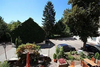 Hotel Kleinmuenchen 2*